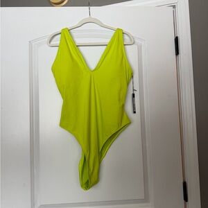 TA3 XL High Cut Plungey Swimsuit